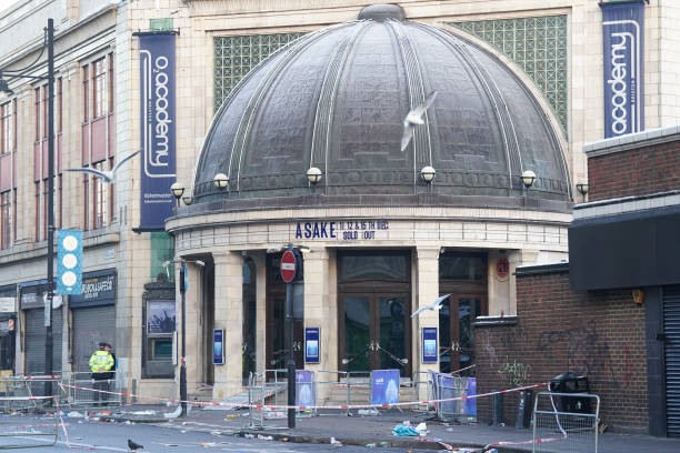 3 hospitalized after crowd pushes through entrance at Asake concert in London