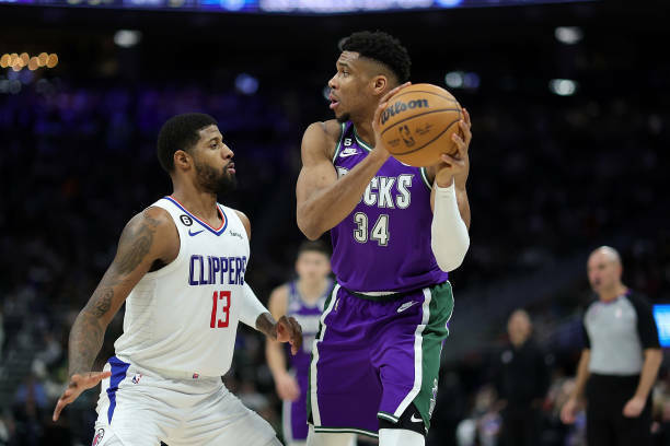 Antetokounmpo scored 54 points as the Bucks beat the Clippers 106-105