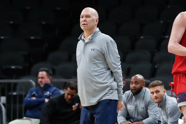 Bennett Earns 500th Win As No. 18 St. Mary's Beats USF