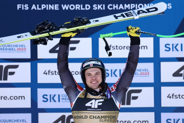 Canadian skier Crawford edges out Killed for world super-G title