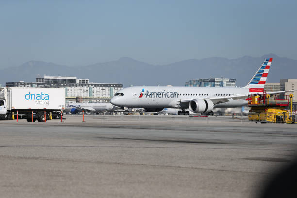 Plane-bus collision at Los Angeles airport, 4 taken to hospital