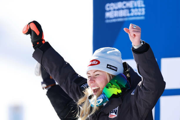 Bassino sidesteps Shiffrin as Italy goes 2-for-2 at Ski Worlds