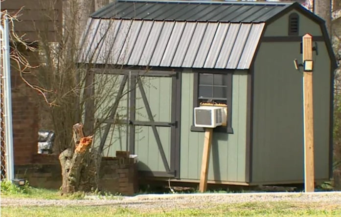 Missing Texas teen found locked in North Carolina building