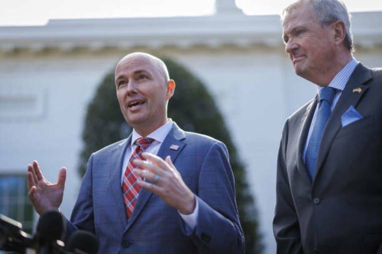 Utah's governor signs laws requiring parental consent for minors to use social media