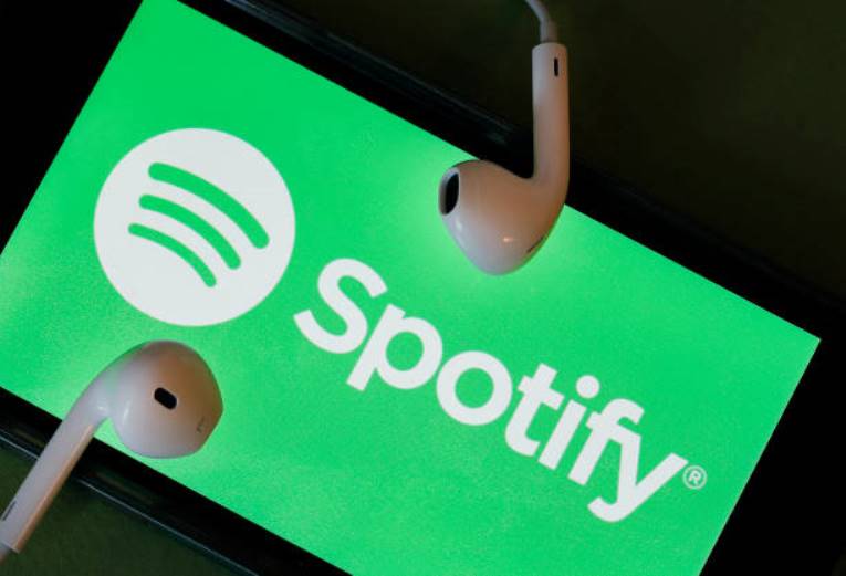 Spotify and YouTube increase the cost of their premium services