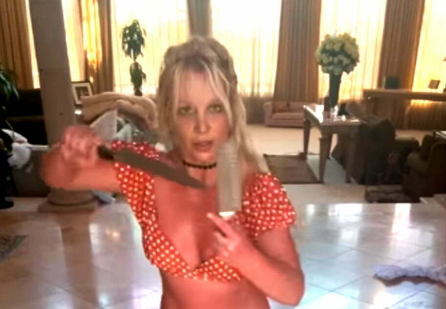 Why Britney Spears' 'Disturbing' Knife Dance Wasn't That Big of a Deal