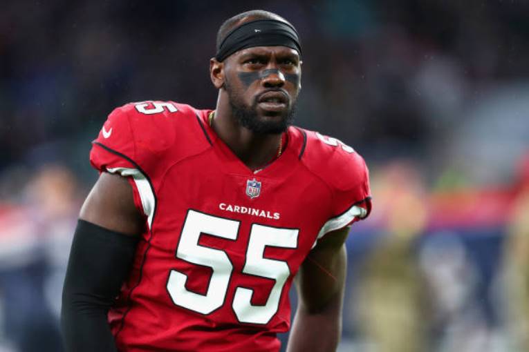 HC Raiders Chandler Jones has left the team due to a "private matter"