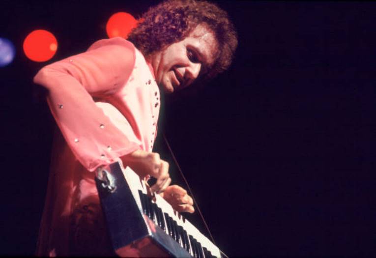 'Dream Weaver' Singer Gary Wright Passes Away at 80