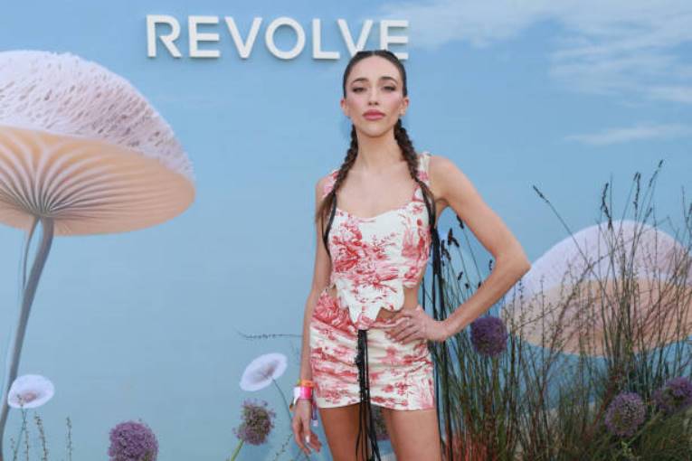 Model Sophia Culpo deployed a spy to capture boyfriend Braxton Berriors following rumors of an affair with Alix Earle
