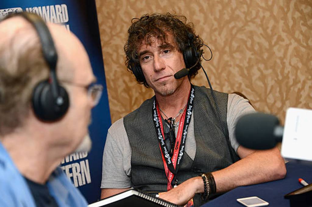 Howard Stern's close friend and stylist Ralph Cirella passed away at the age of 58