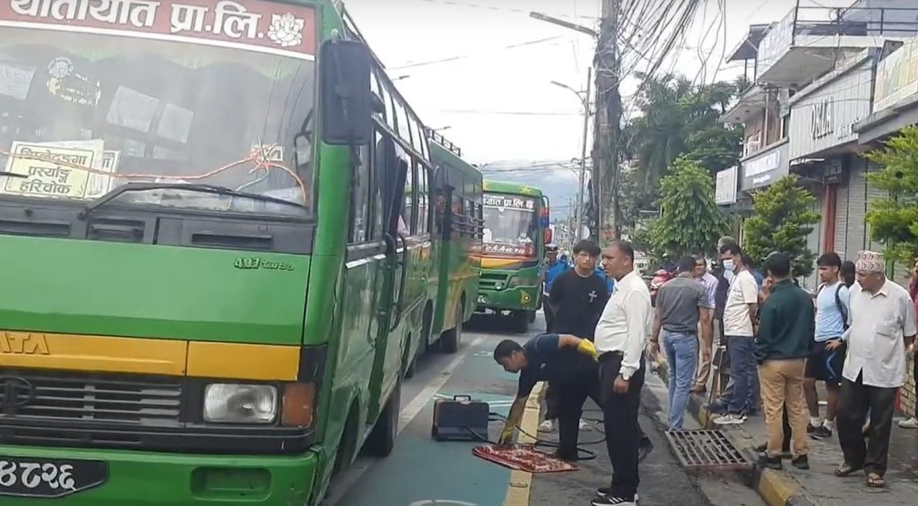 पोखरामा नगर बसको प्रदूषण परीक्षण : आधा भन्दा धेरै बस फेल, चालकलाई चेतावनी