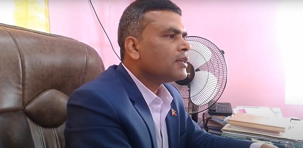 लहान उपमेयरले डेढ तोला सुन उधारो लिएर नतिरेपछि उजुरी