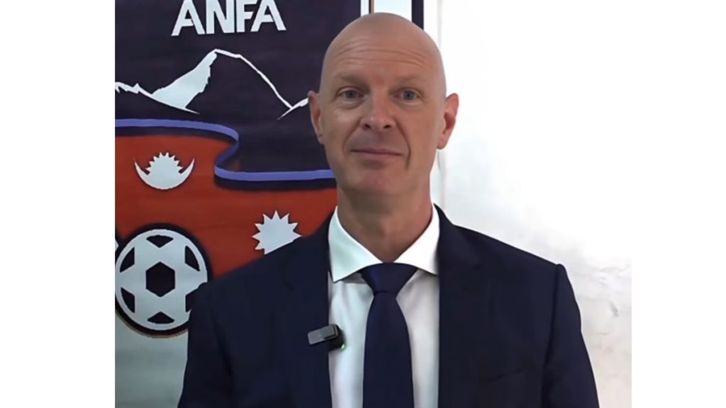 राष्ट्रिय टिमका प्रमुख प्रशिक्षक म्याट रसले राजीनामा दिएका छन्