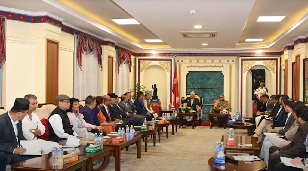 राष्ट्रपतिको चुनावमा जोडबल, दलहरू दोधारमा — पौडेल र कार्कीको सर्वदलीय बैठकमा गहिरो बहस